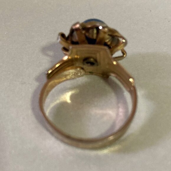Vintage Gold Tone Flower Floral Blue Stone Ring S 6 Adjustable preloved jewelry - Picture 3 of 3